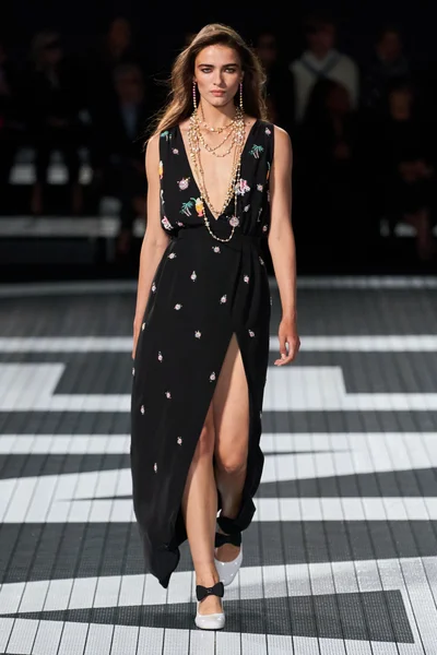 Look 61